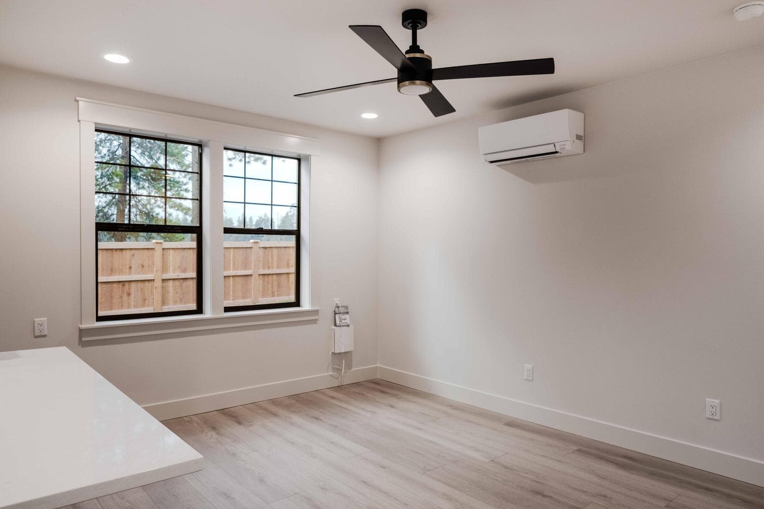 Photo of 2999 NW Polarstar Avenue 23 of 31