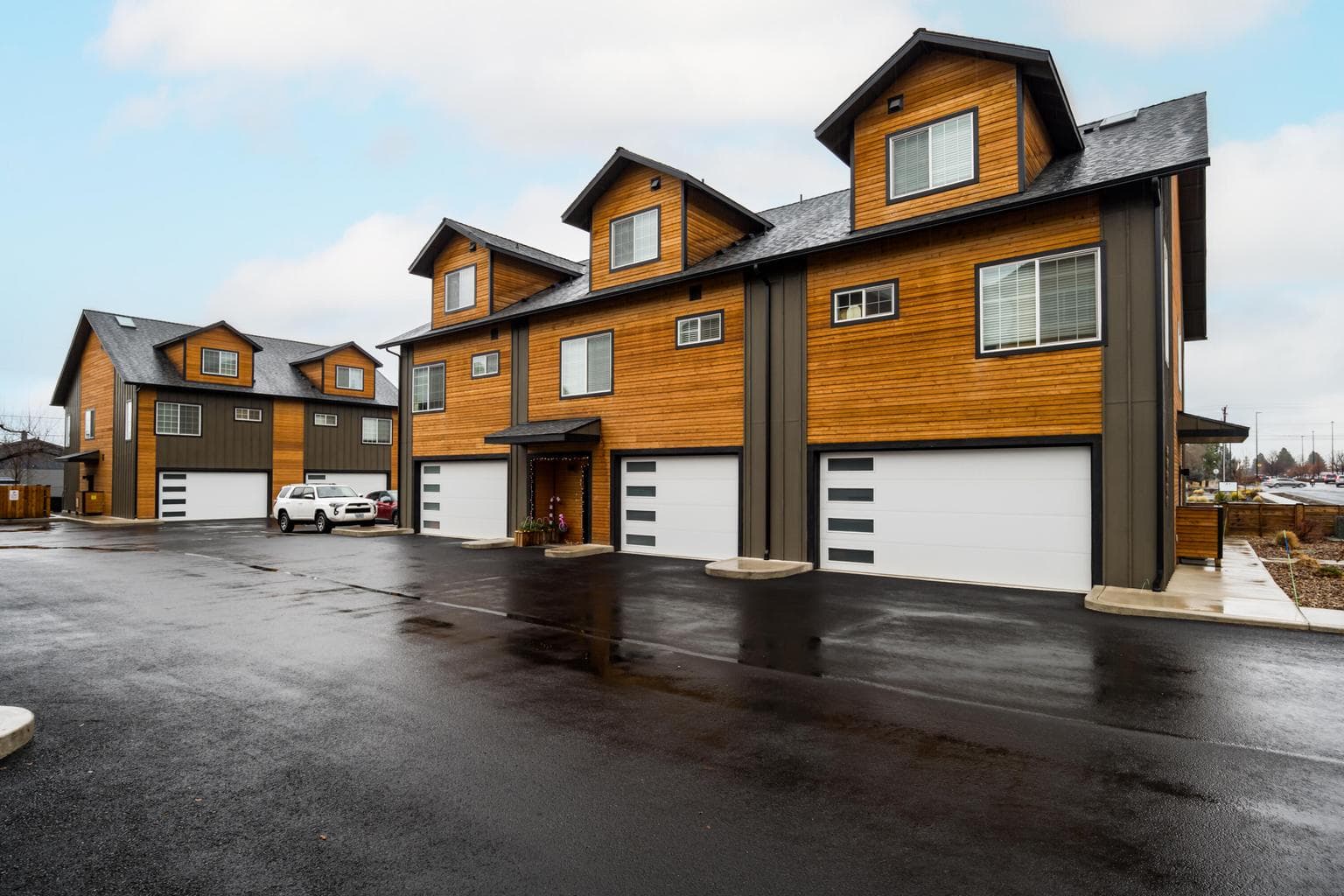 Photo of 1441 4th 3 of 42