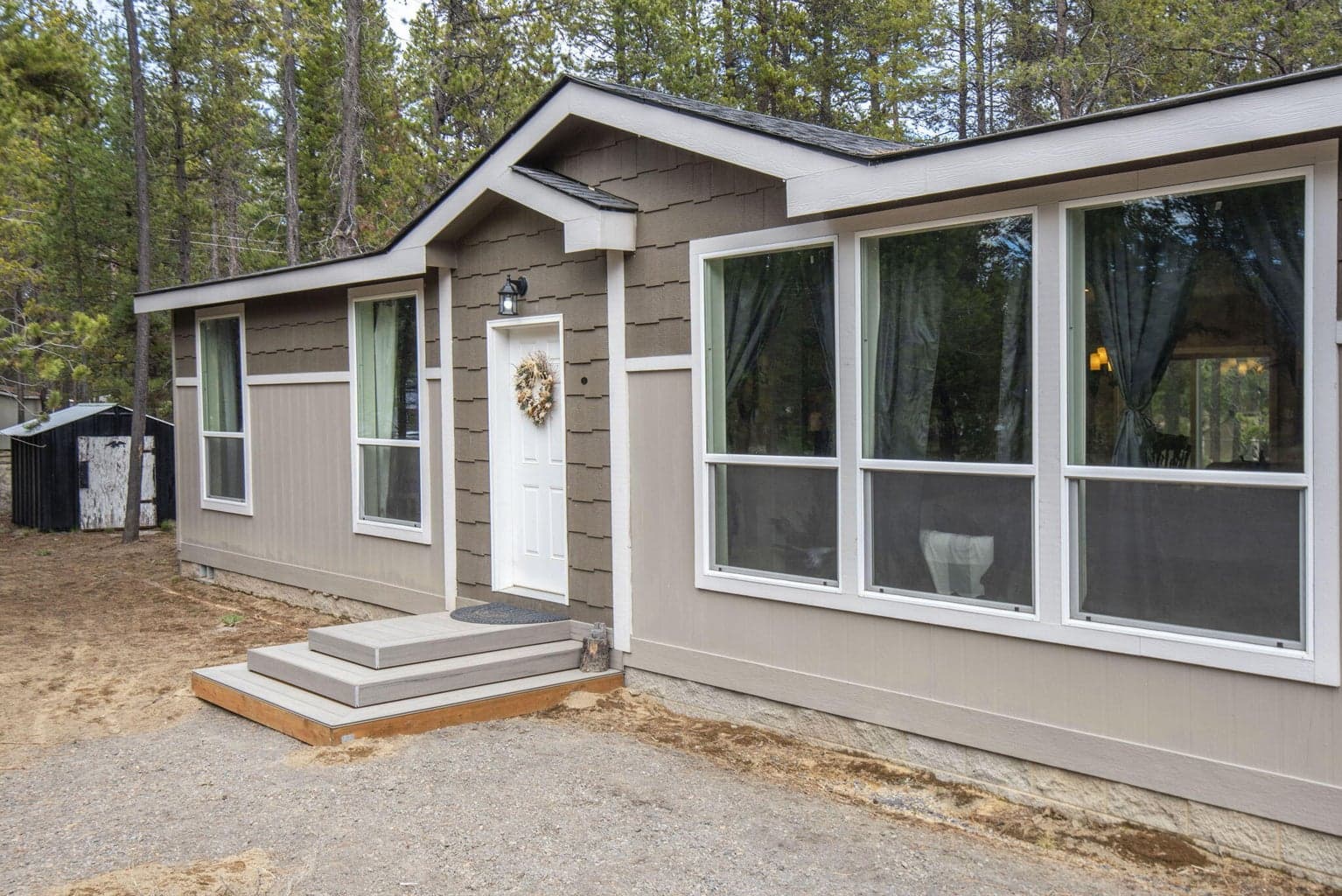 Photo of 56252 Comet Drive 28 of 47