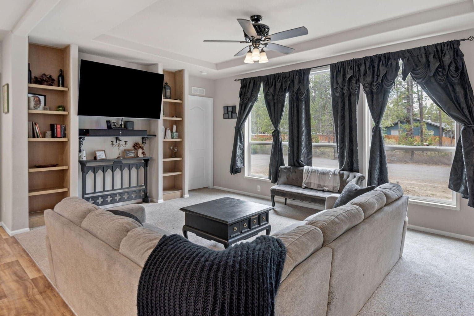 Photo of 56252 Comet Drive 30 of 47