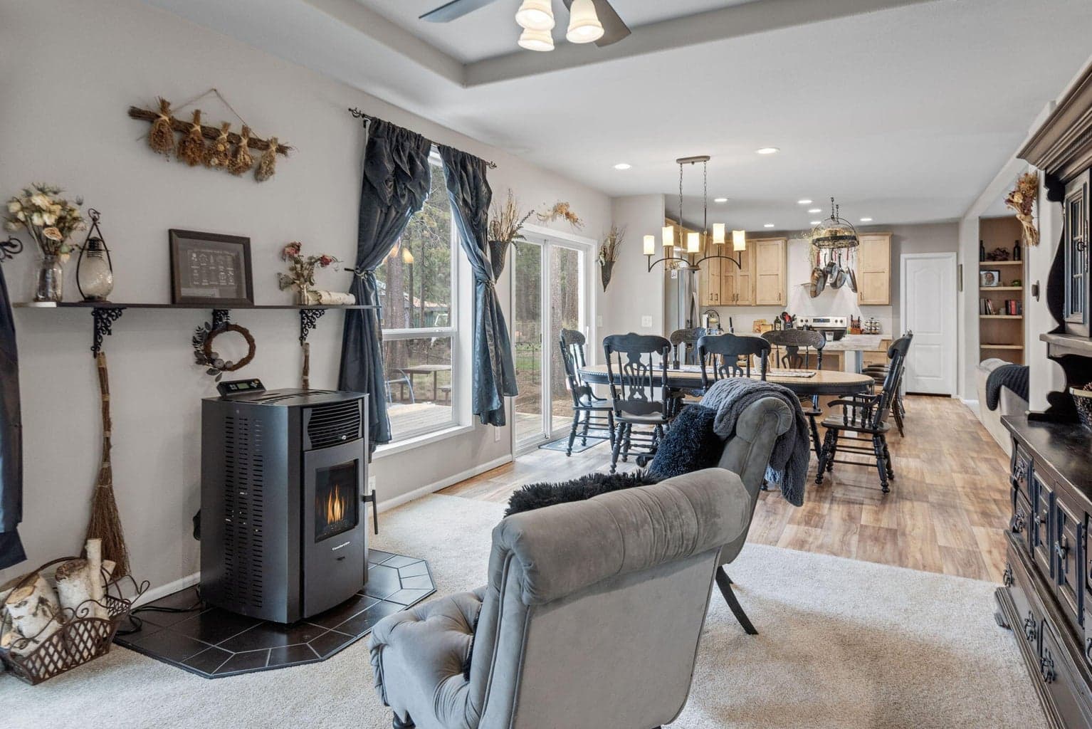 Photo of 56252 Comet Drive 33 of 47