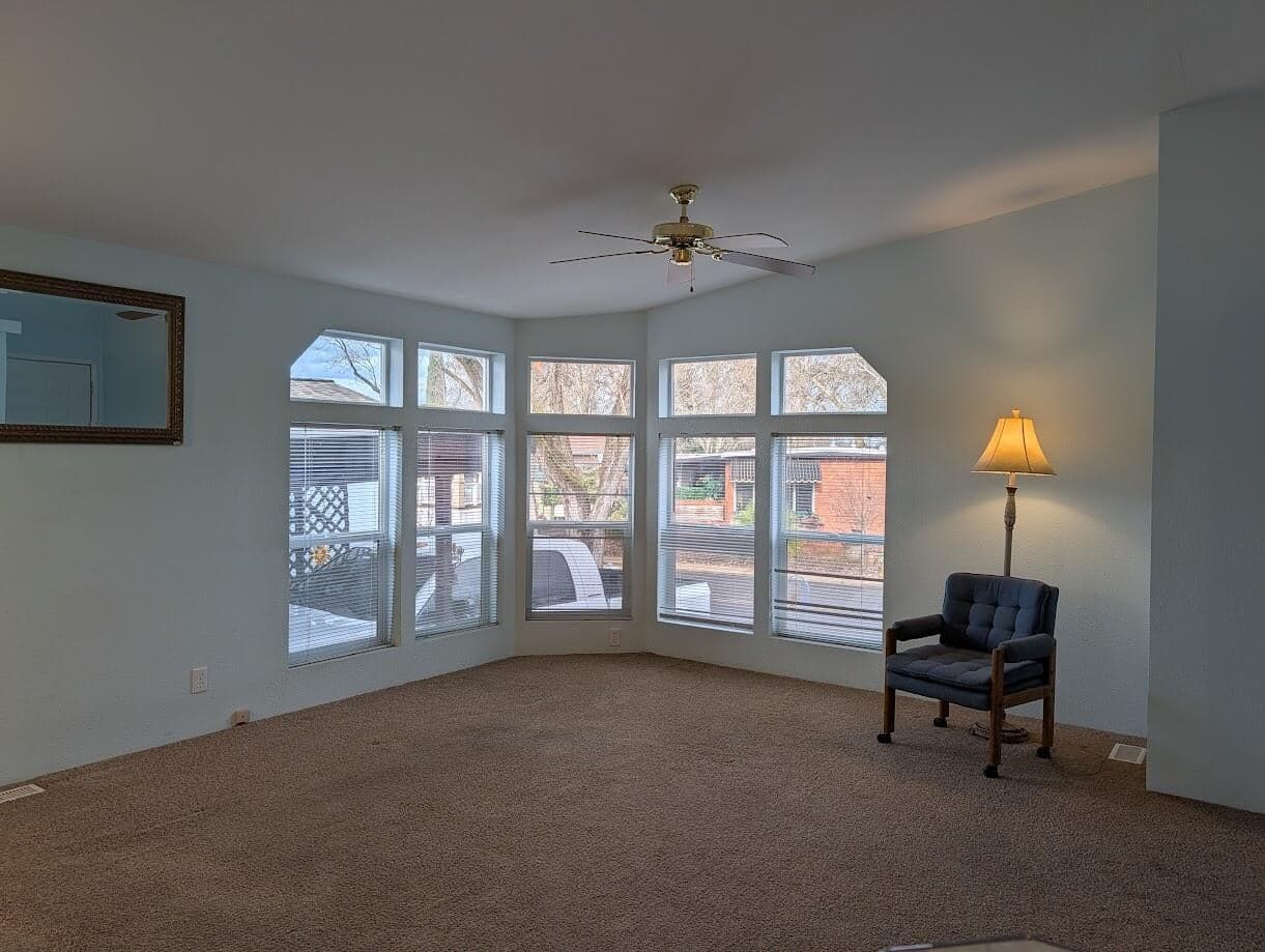 Photo of 1055 5th 5 of 40