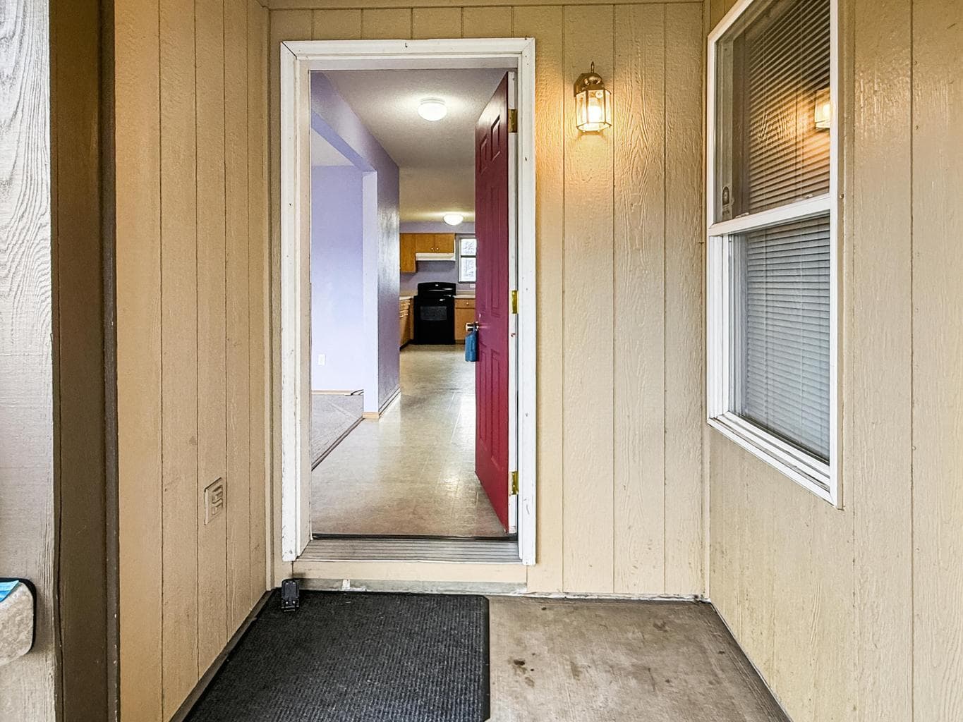 Photo of 1552 Deedie 4 of 32