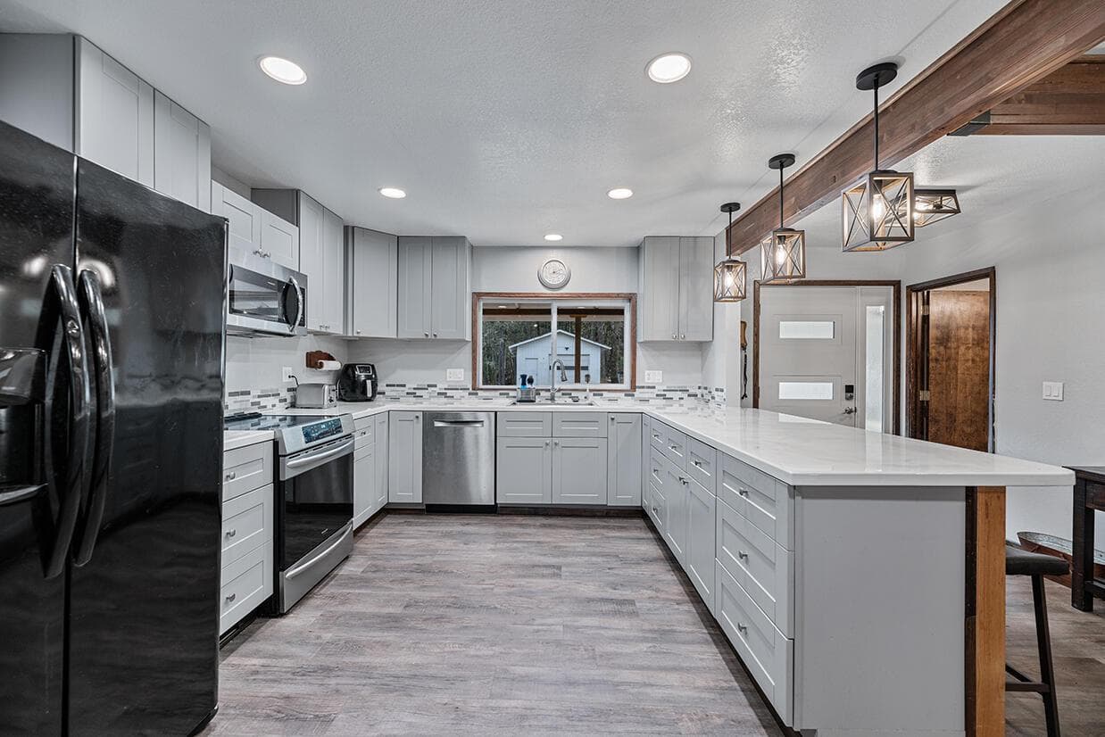 Photo of 2900 Indian Creek 5 of 35