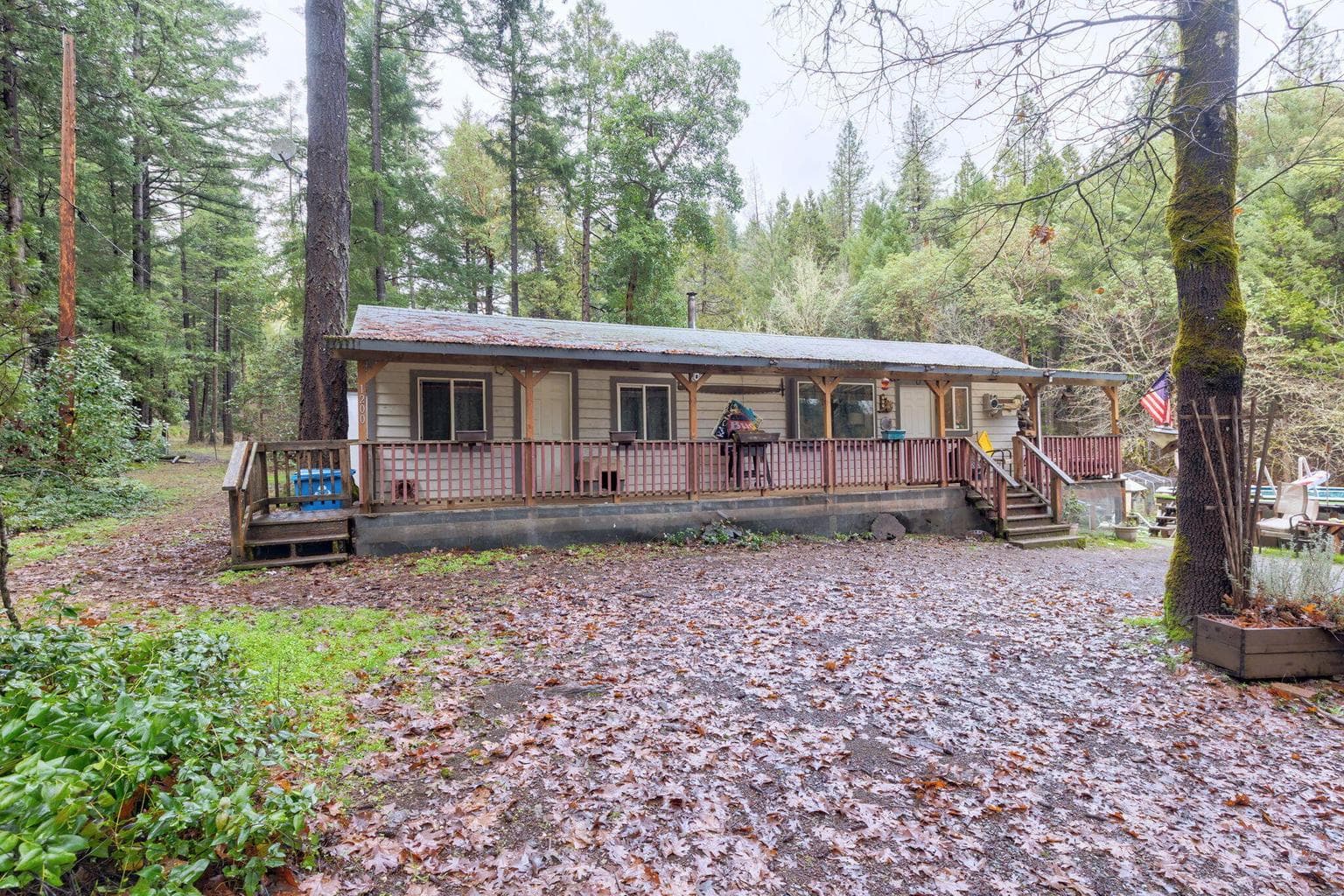Photo of 1200 Lower Wolf Creek 2 of 47