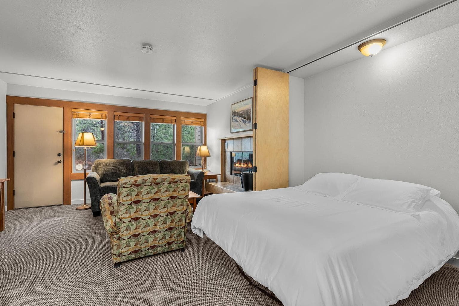 Photo of 18575 Century Drive 5 of 20