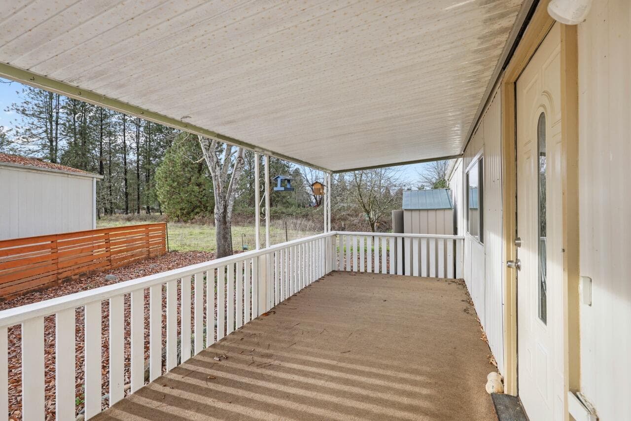 Photo of 111 Briarwood 4 of 20