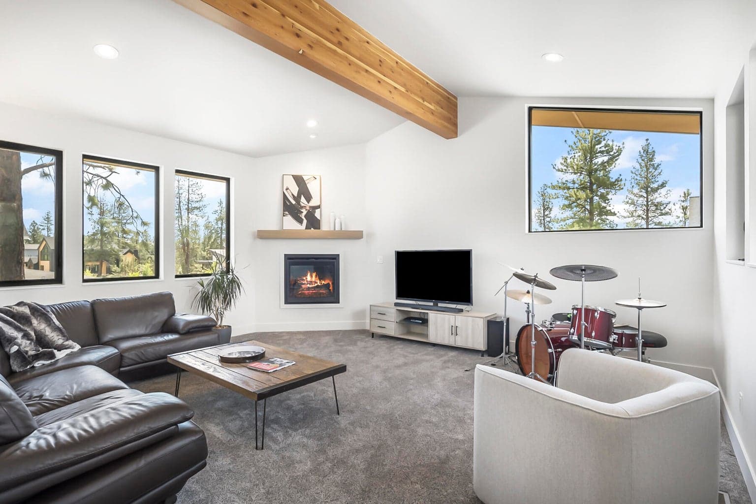 Photo of 3112 NW Blodgett Way 12 of 52