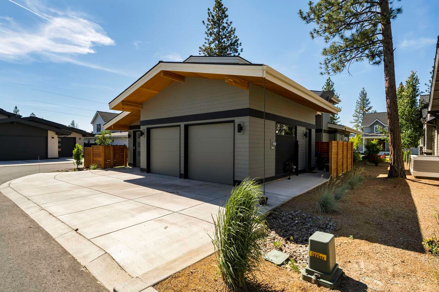 Photo of 3112 NW Blodgett Way 20 of 52