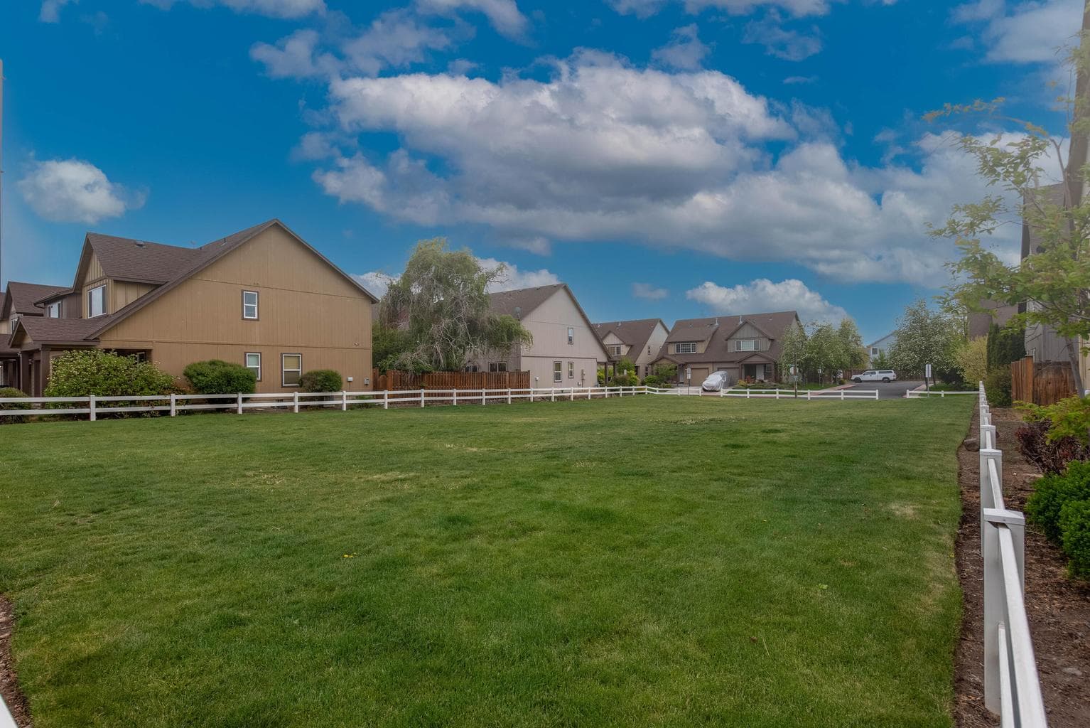 Photo of 2881 SW Indian Circle 23 of 25