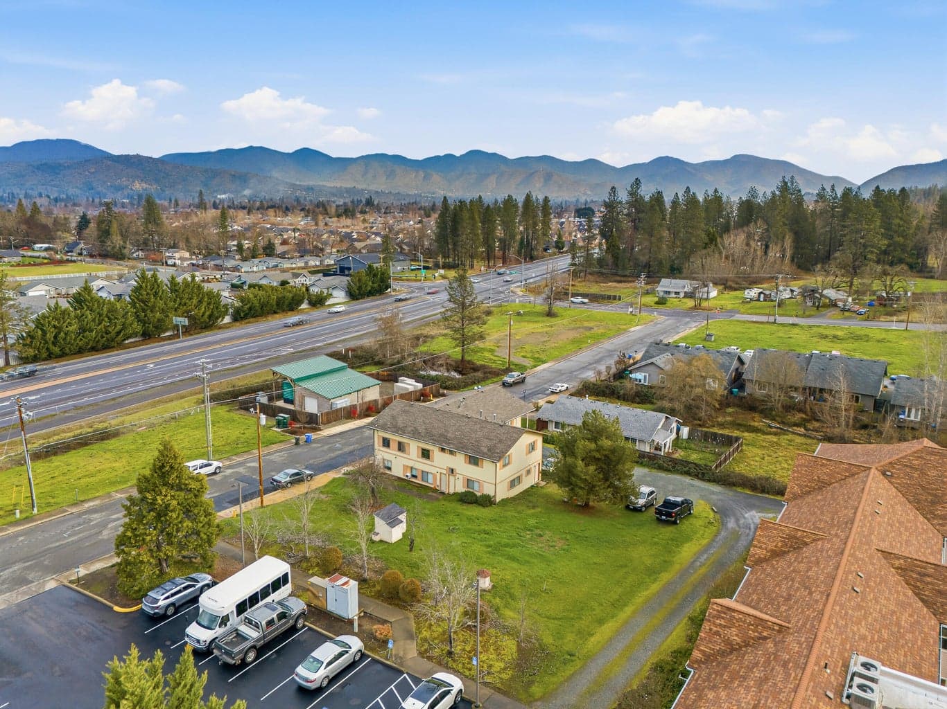 3095 Canal