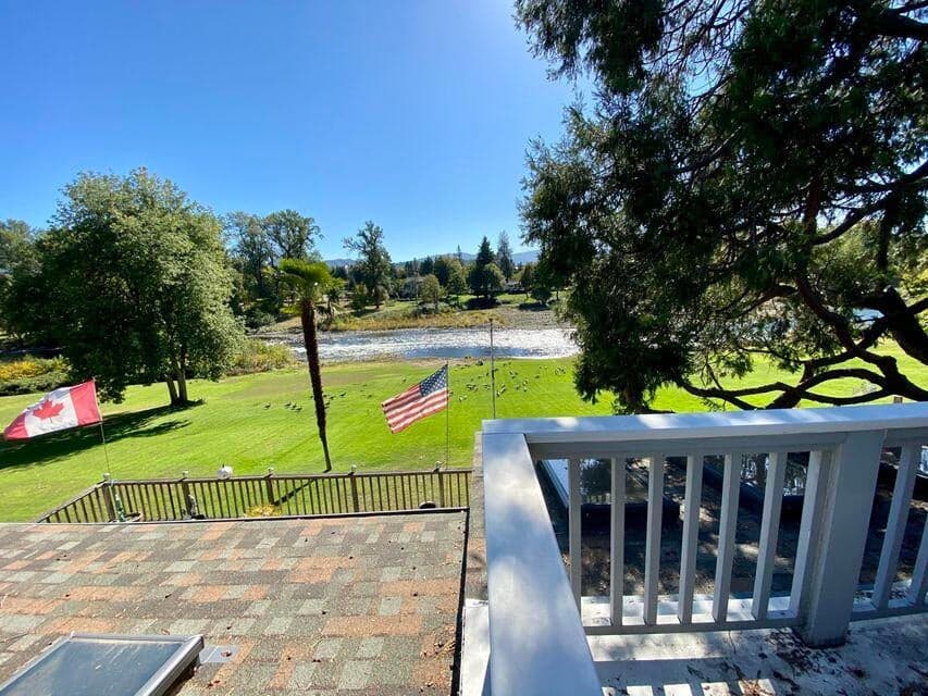 955 Rogue River