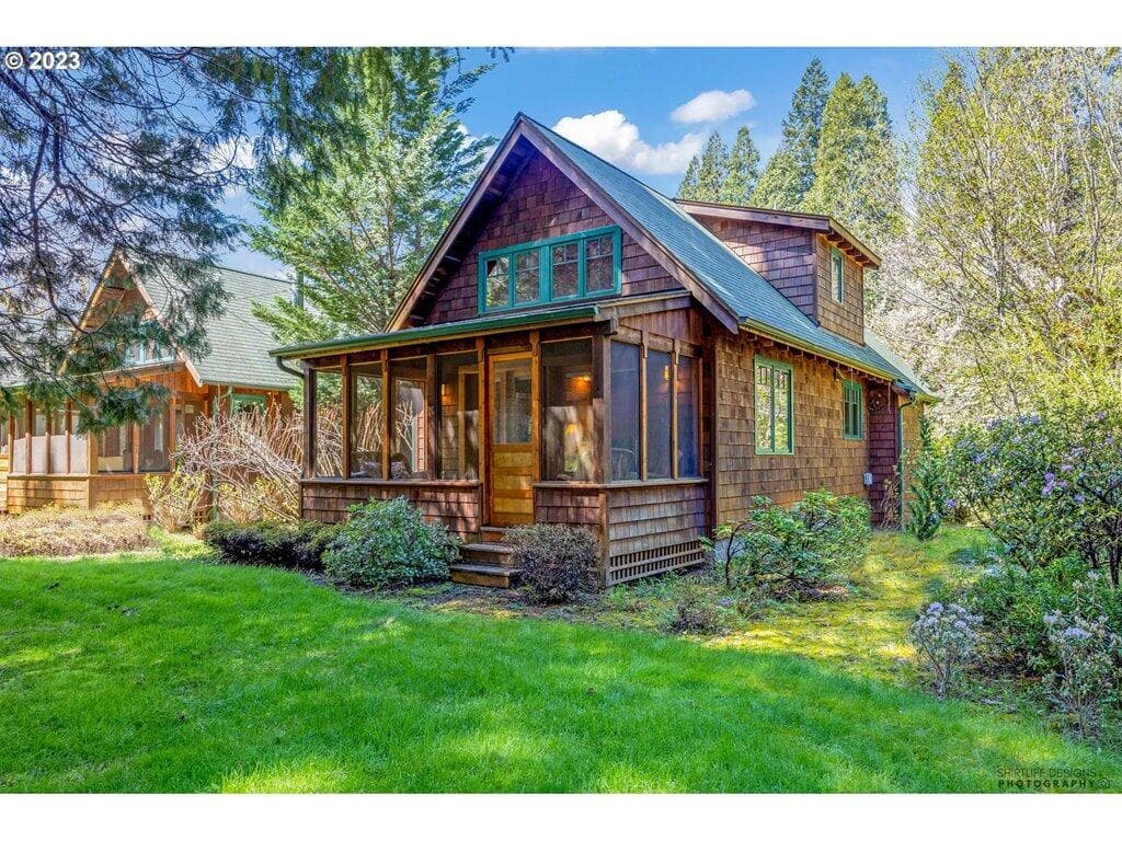 Screened Porch