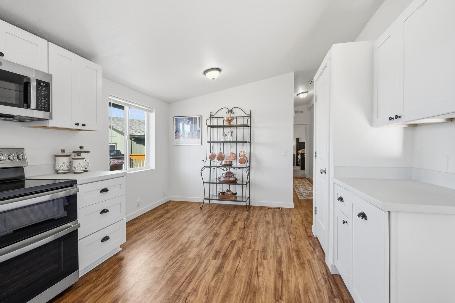 Photo of 3250 NW Ice Avenue 10 of 62