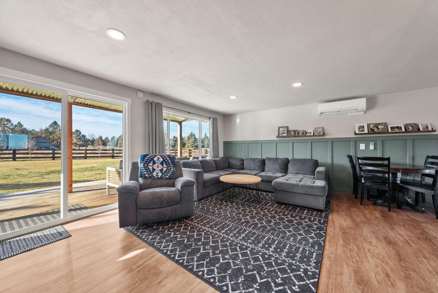 Photo of 66511 Ponderosa 5 of 82