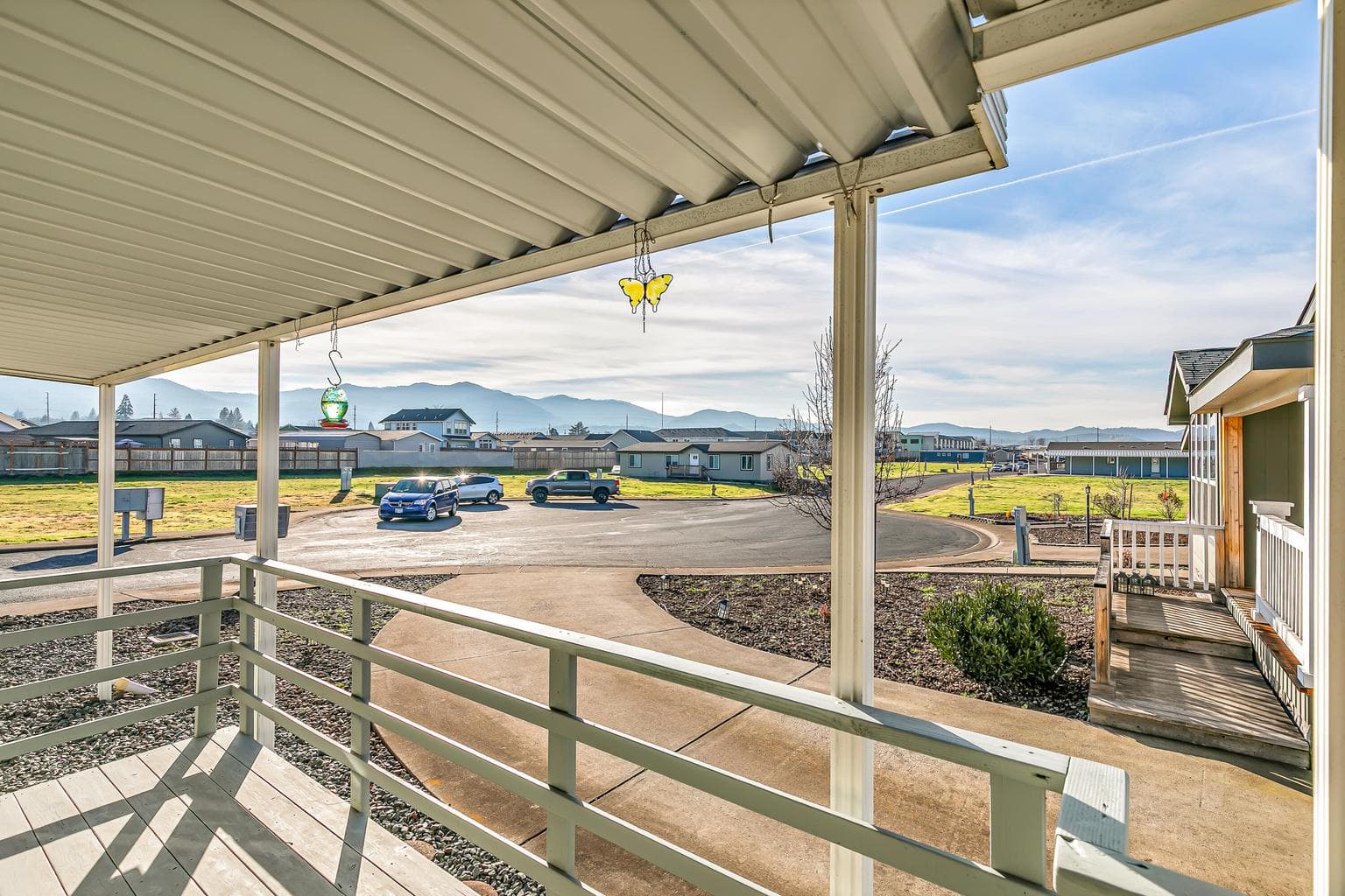 Front Porch covered deck