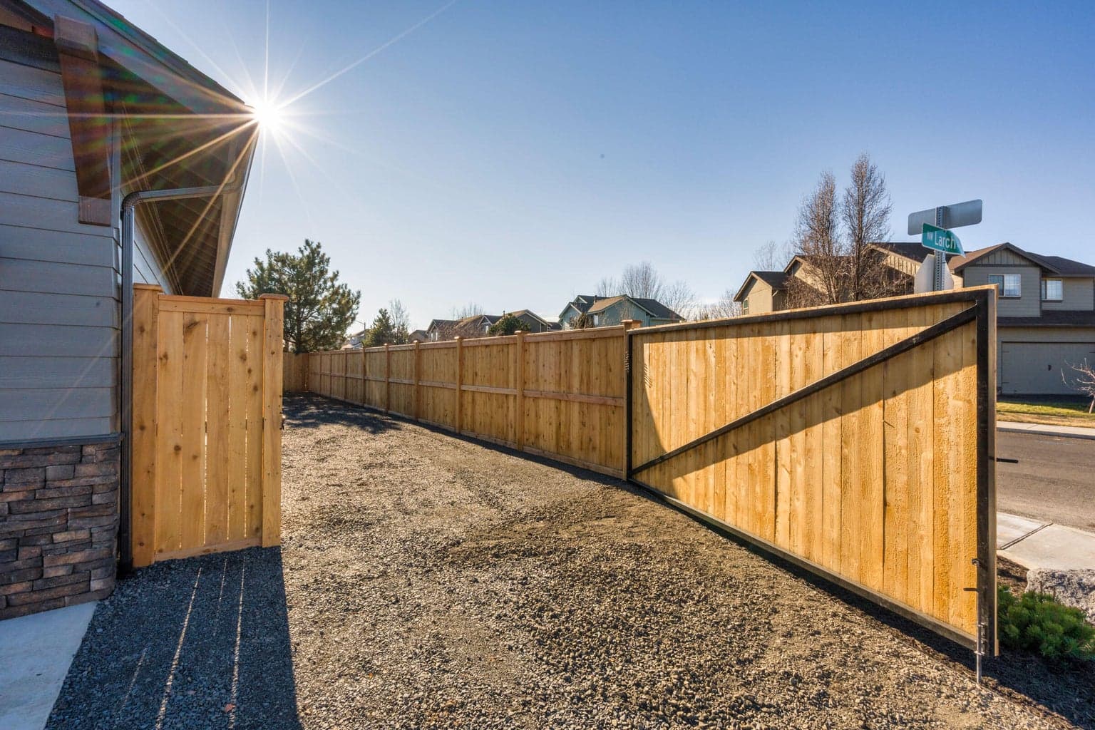 Photo of 1692 Larch 4 of 47