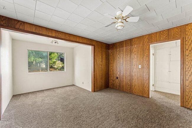 Photo of 136 Hathaway 5 of 20