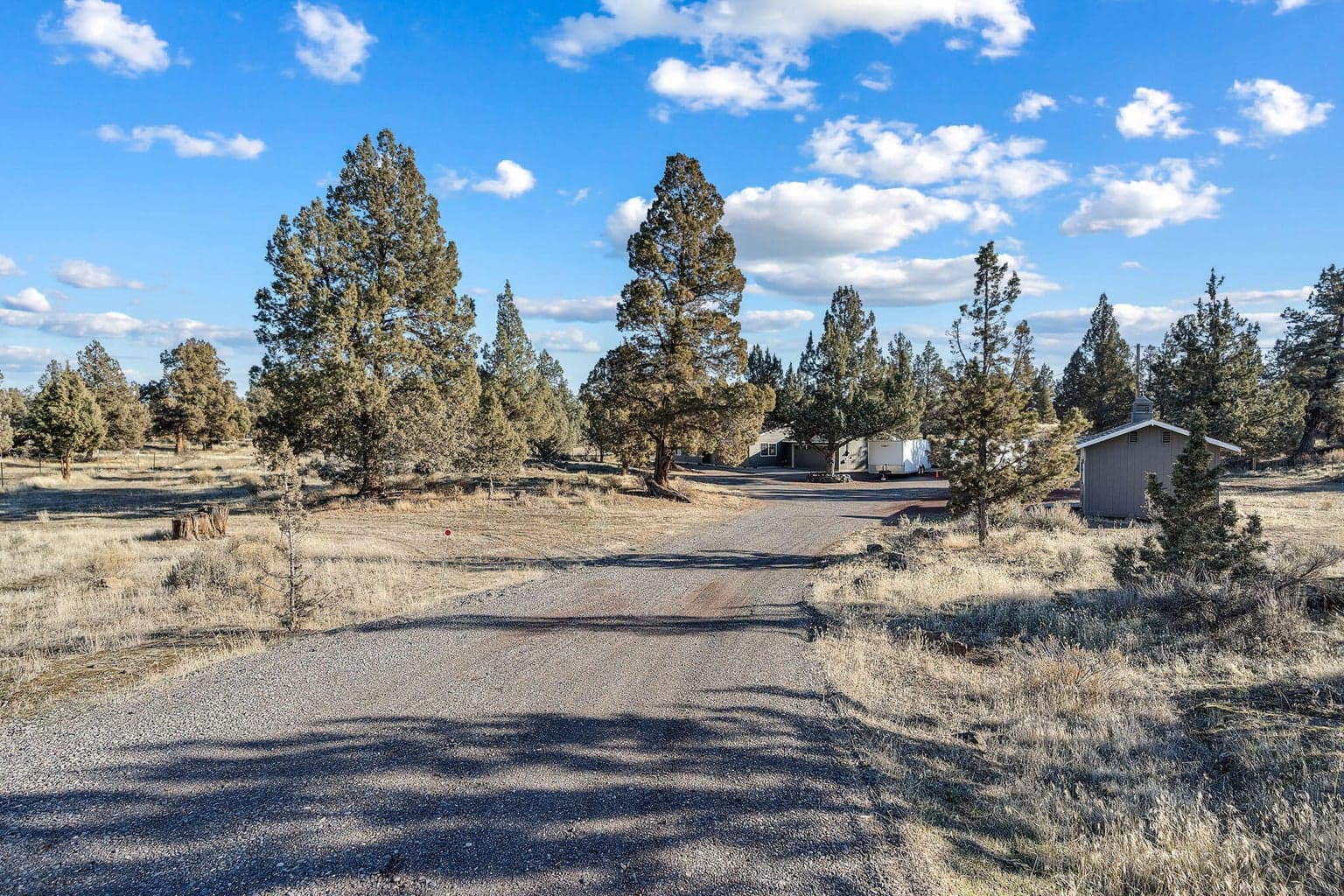 Photo of 5800 66th 2 of 40