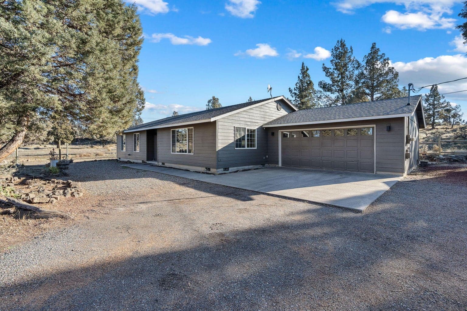 Photo of 5800 66th 5 of 40