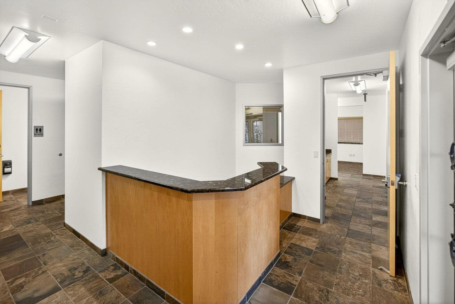 Photo of 810 O'Hare 5 of 28
