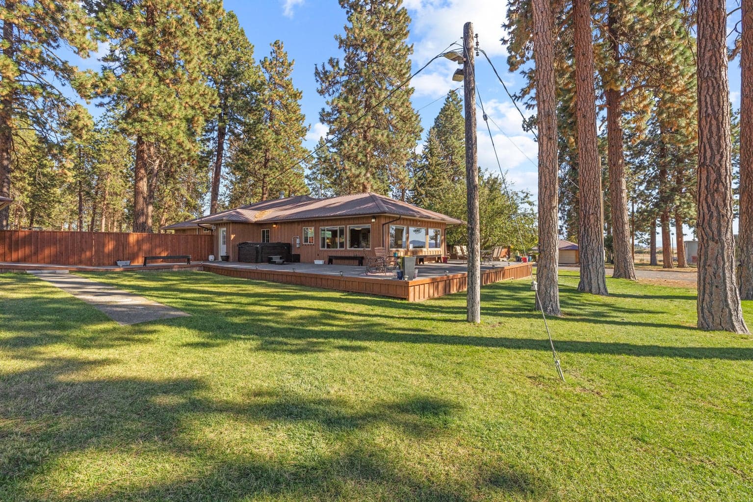 Photo of 32486 Modoc Point 4 of 133