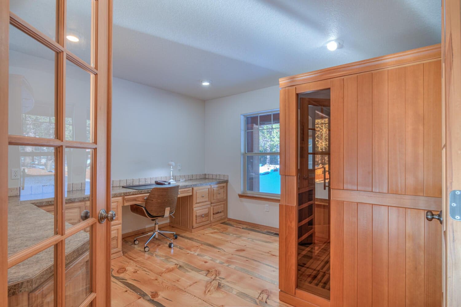 Photo of 17879 Kodiak Lane 14 of 39