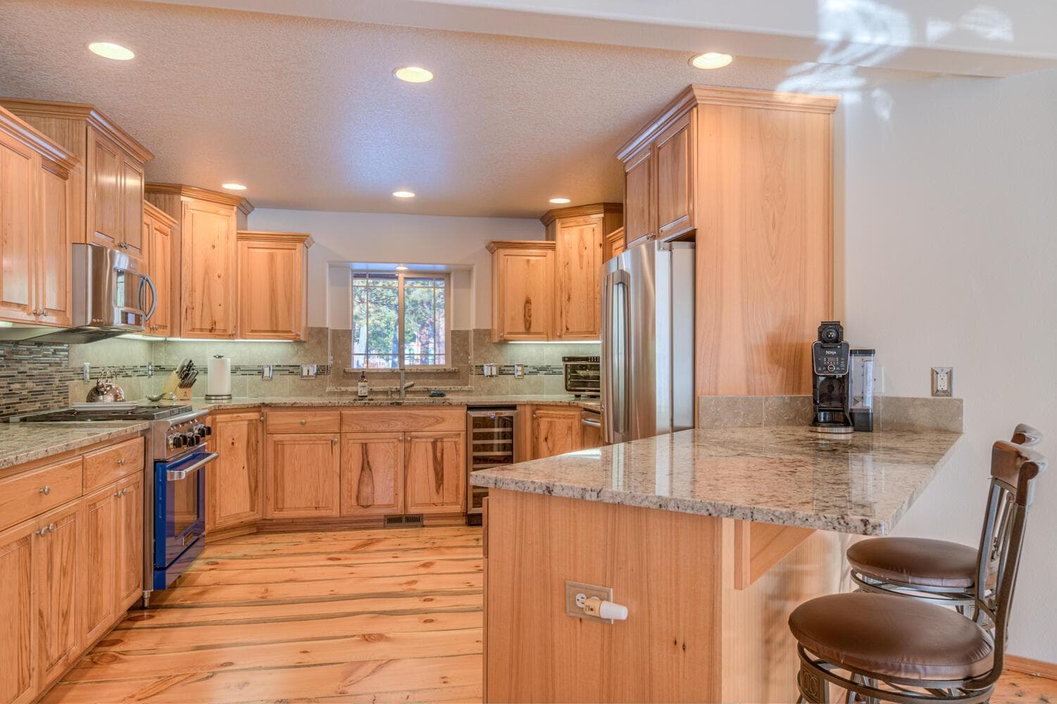 Photo of 17879 Kodiak Lane 6 of 39