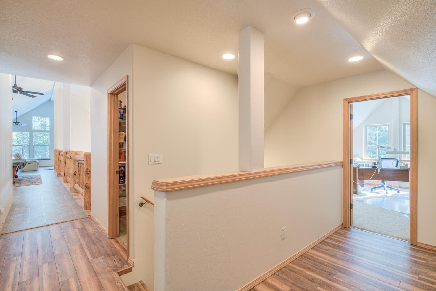 Photo of 17879 Kodiak Lane 17 of 39