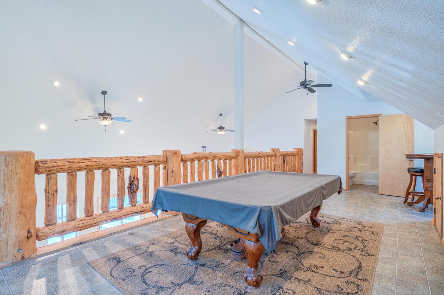 Photo of 17879 Kodiak Lane 21 of 39