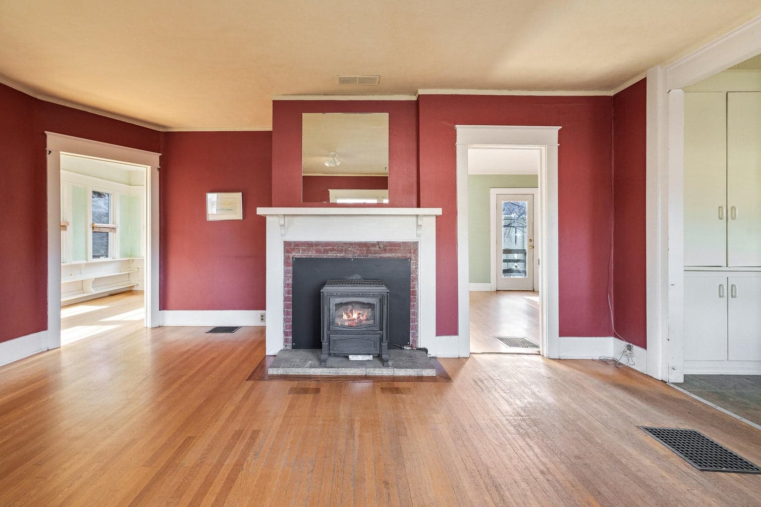Photo of 1545 NW 3rd Street 7 of 44