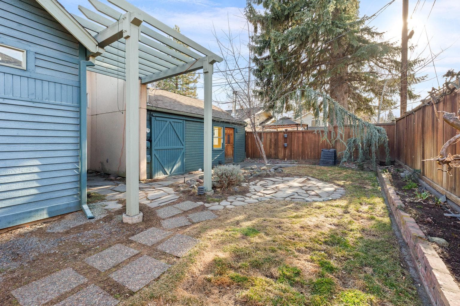 Photo of 1545 NW 3rd Street 20 of 44