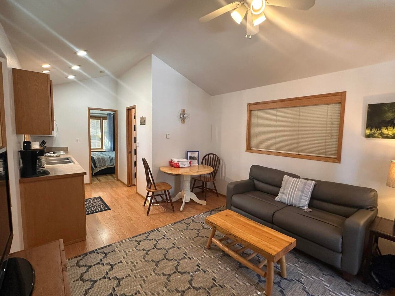 Photo of 7900 Hyatt Prairie 2 of 29