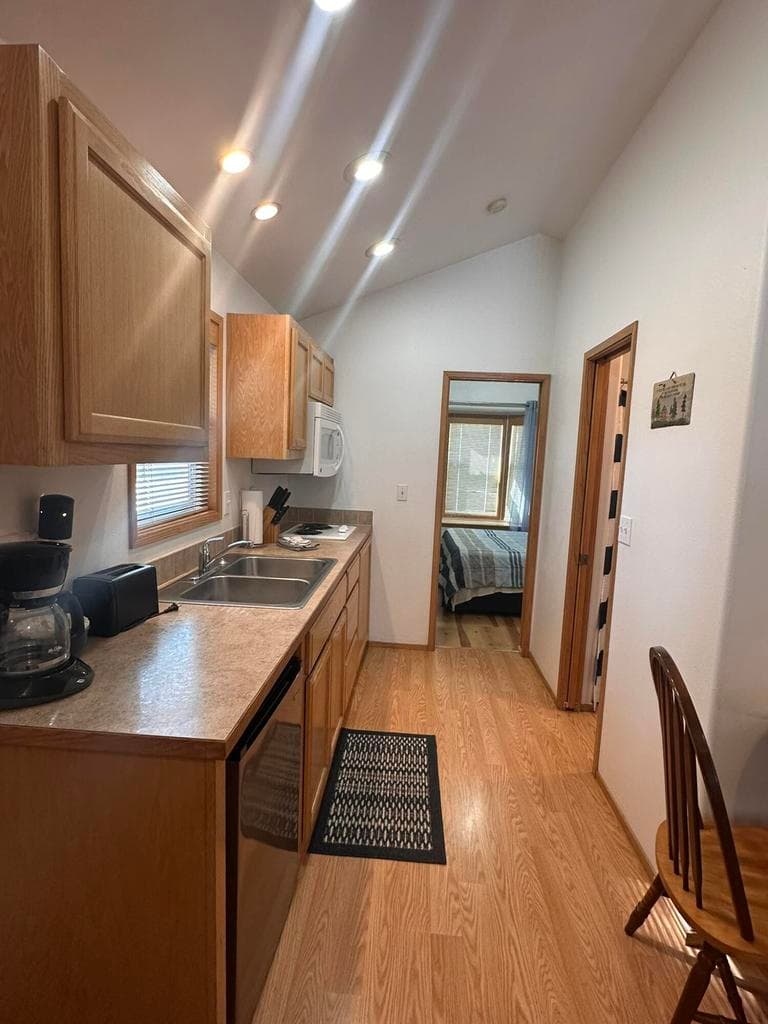 Photo of 7900 Hyatt Prairie 4 of 29