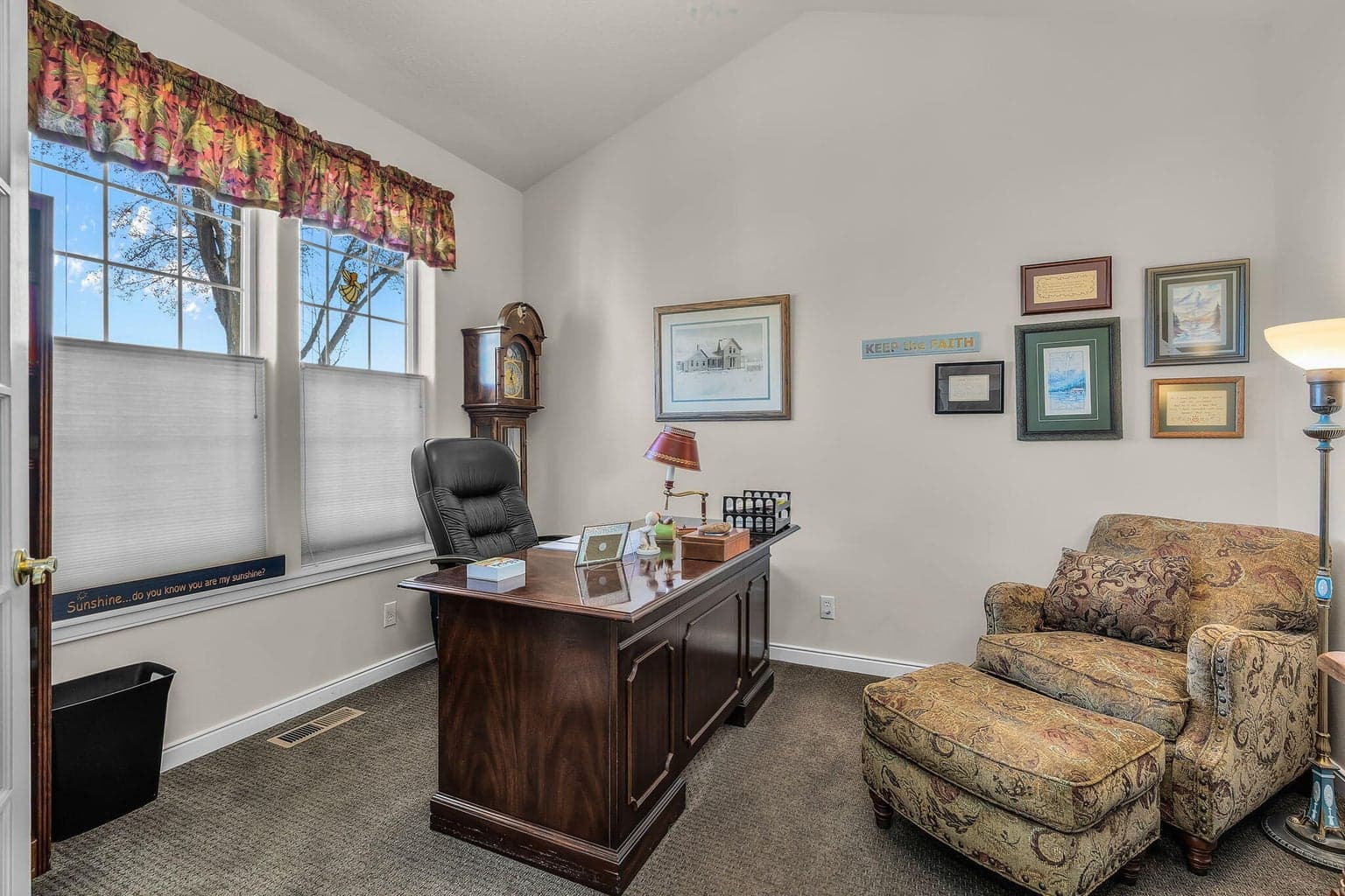 Photo of 1075 Hudspeth 5 of 29
