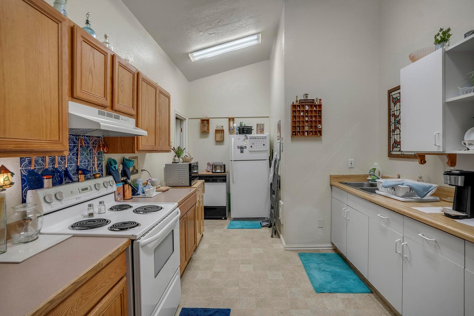 Photo of 1505 NW Harwood Street 10 of 16
