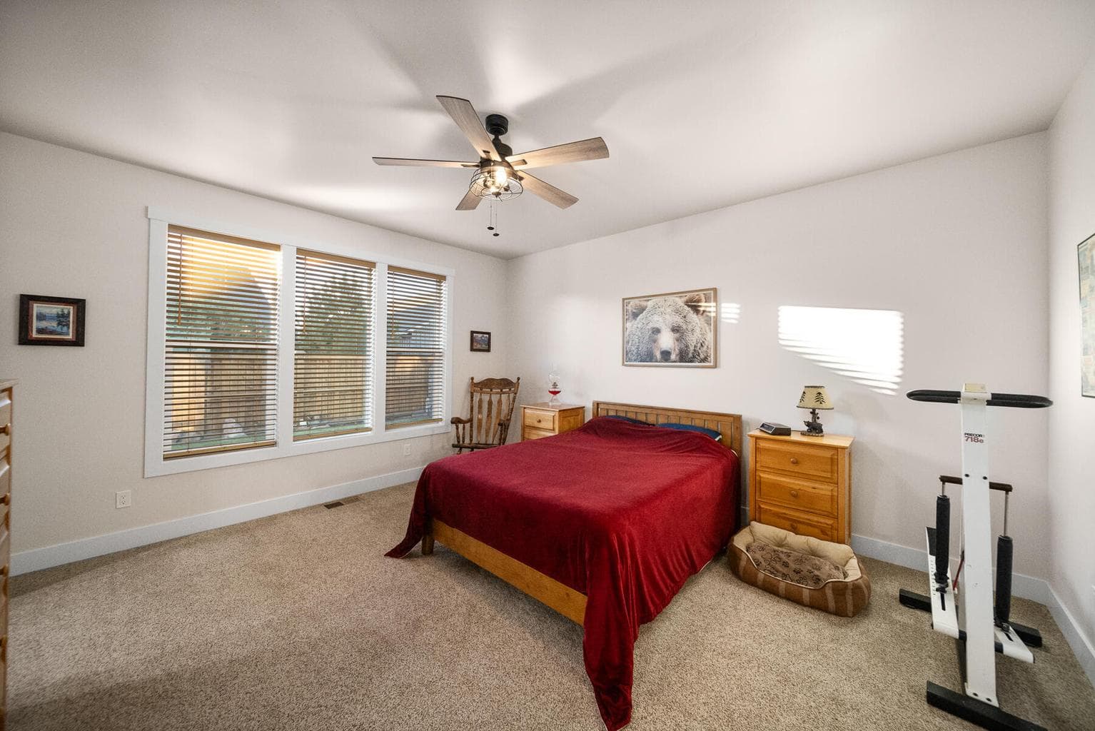 Photo of 465 SE Sumner Drive 13 of 26