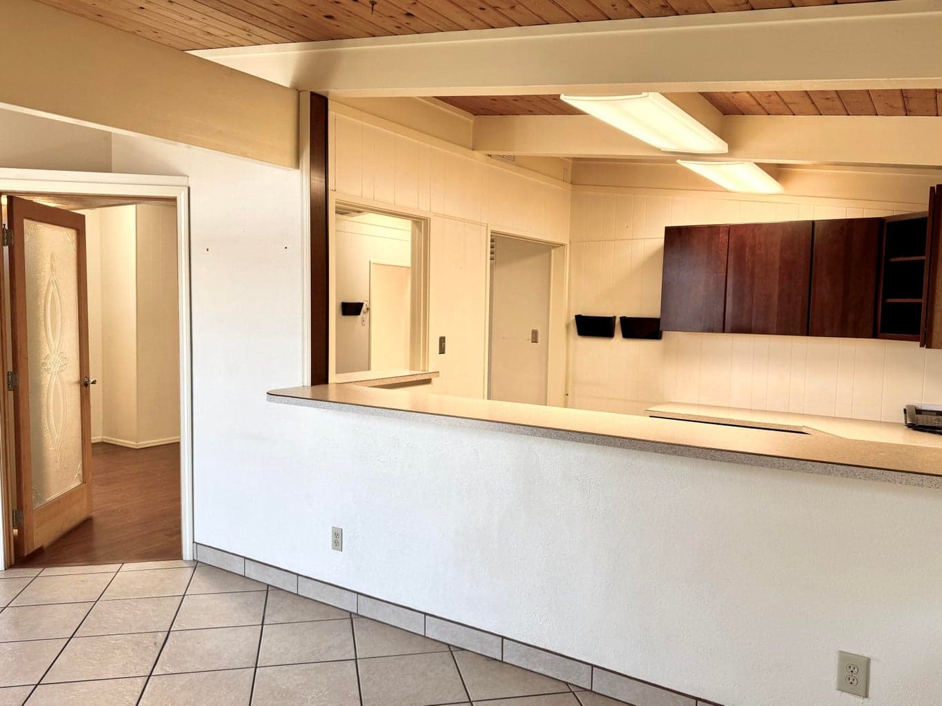 Photo of 5230 6th 4 of 28