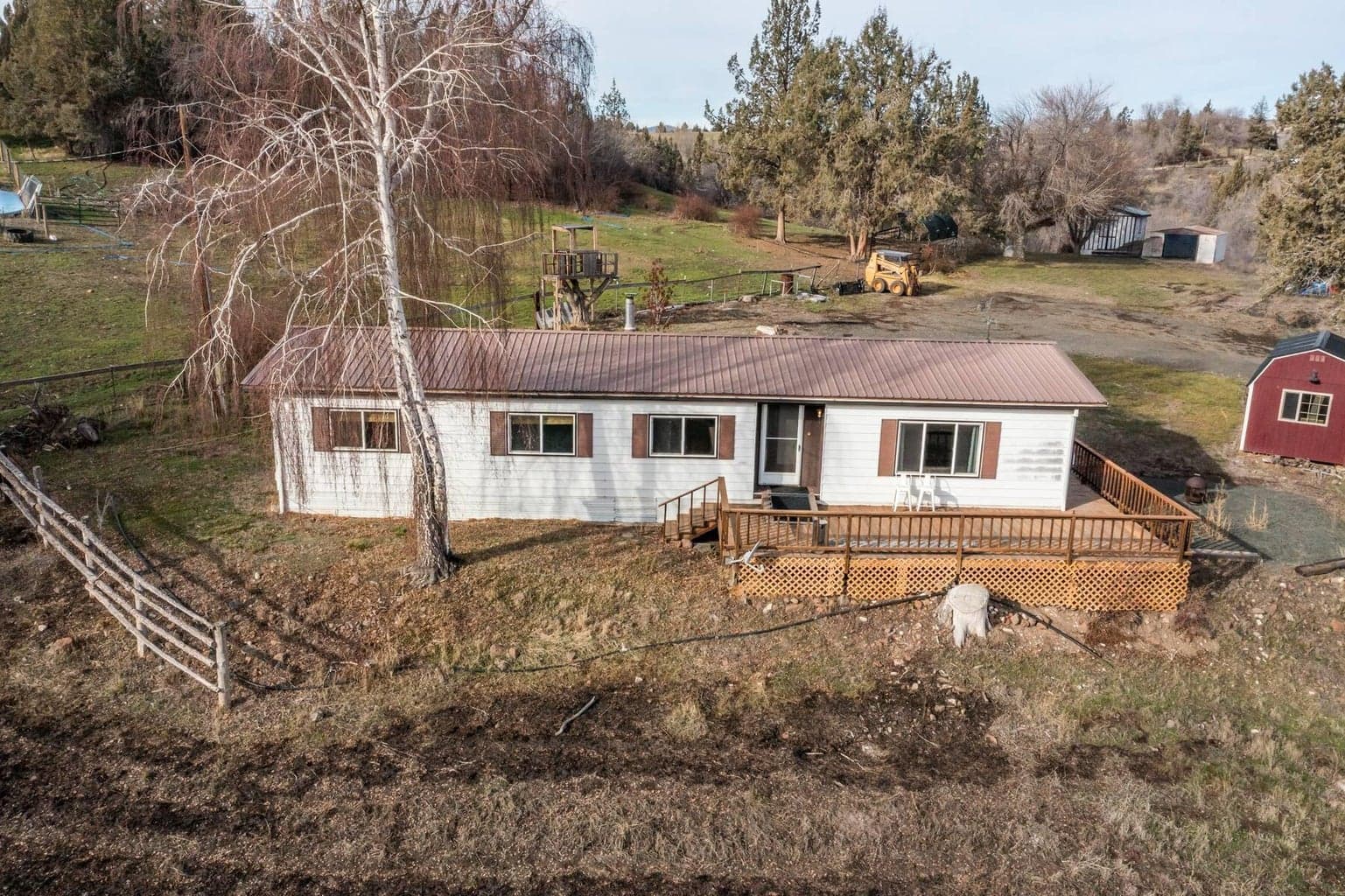 Photo of 220 Schoolhouse 3 of 33