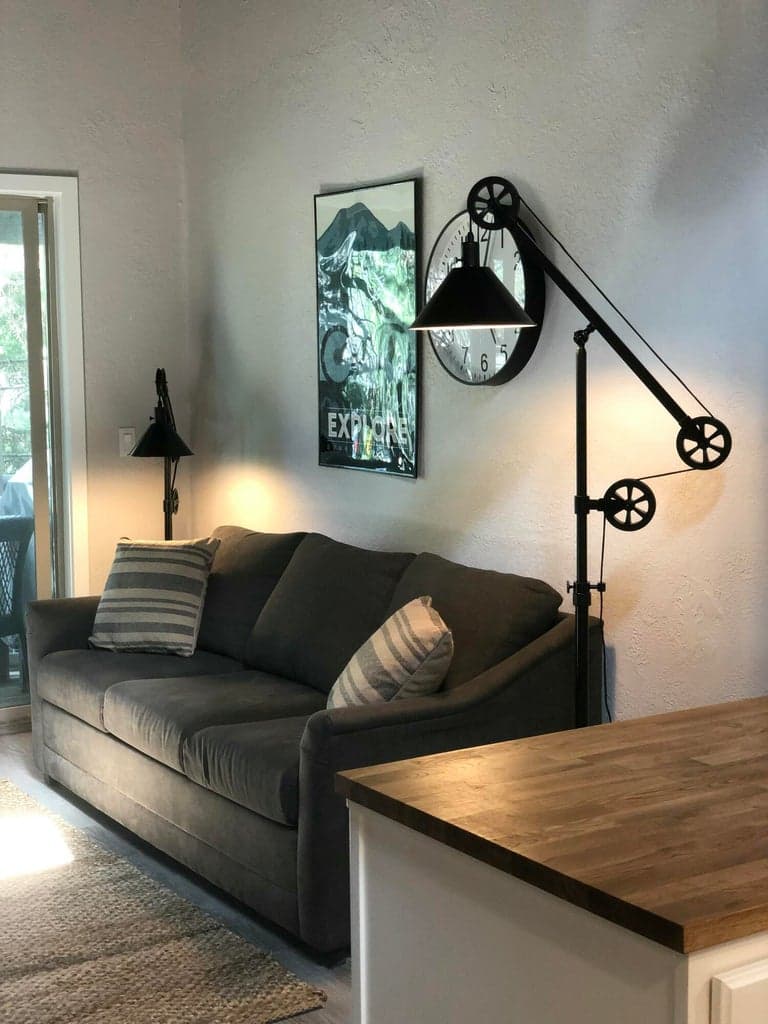 Photo of 17655 Pinnacle 2 of 6