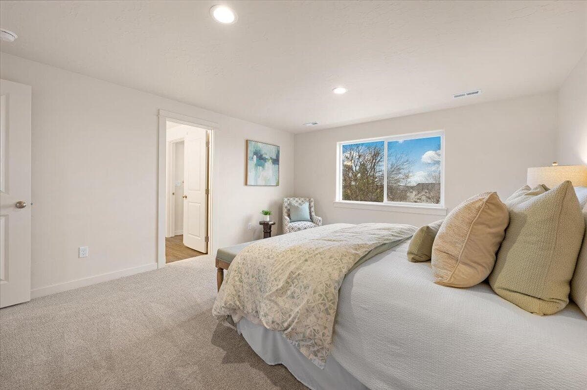 Photo of 21505 OConnor Way 9 of 14