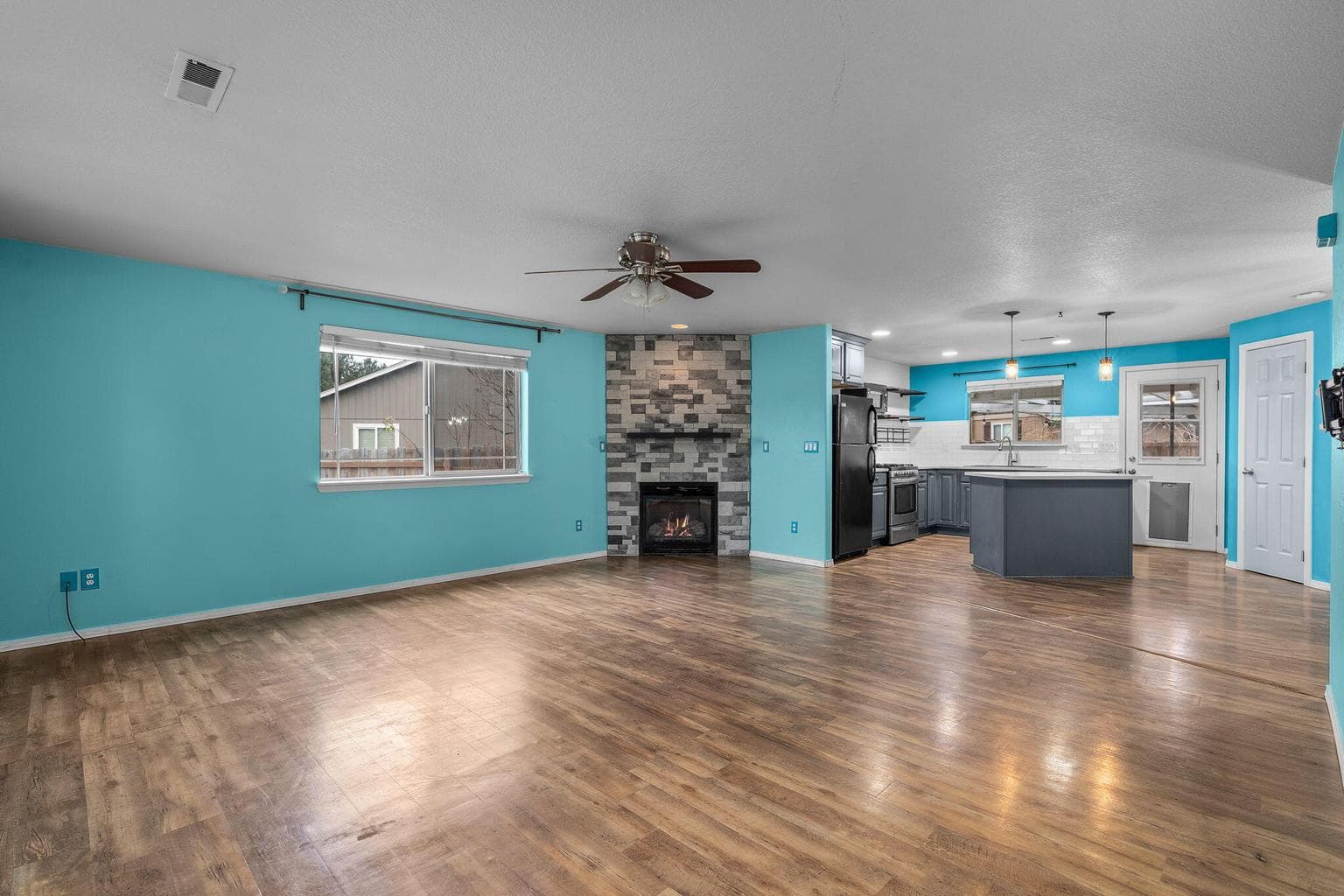 Photo of 485 Ponderosa 3 of 21