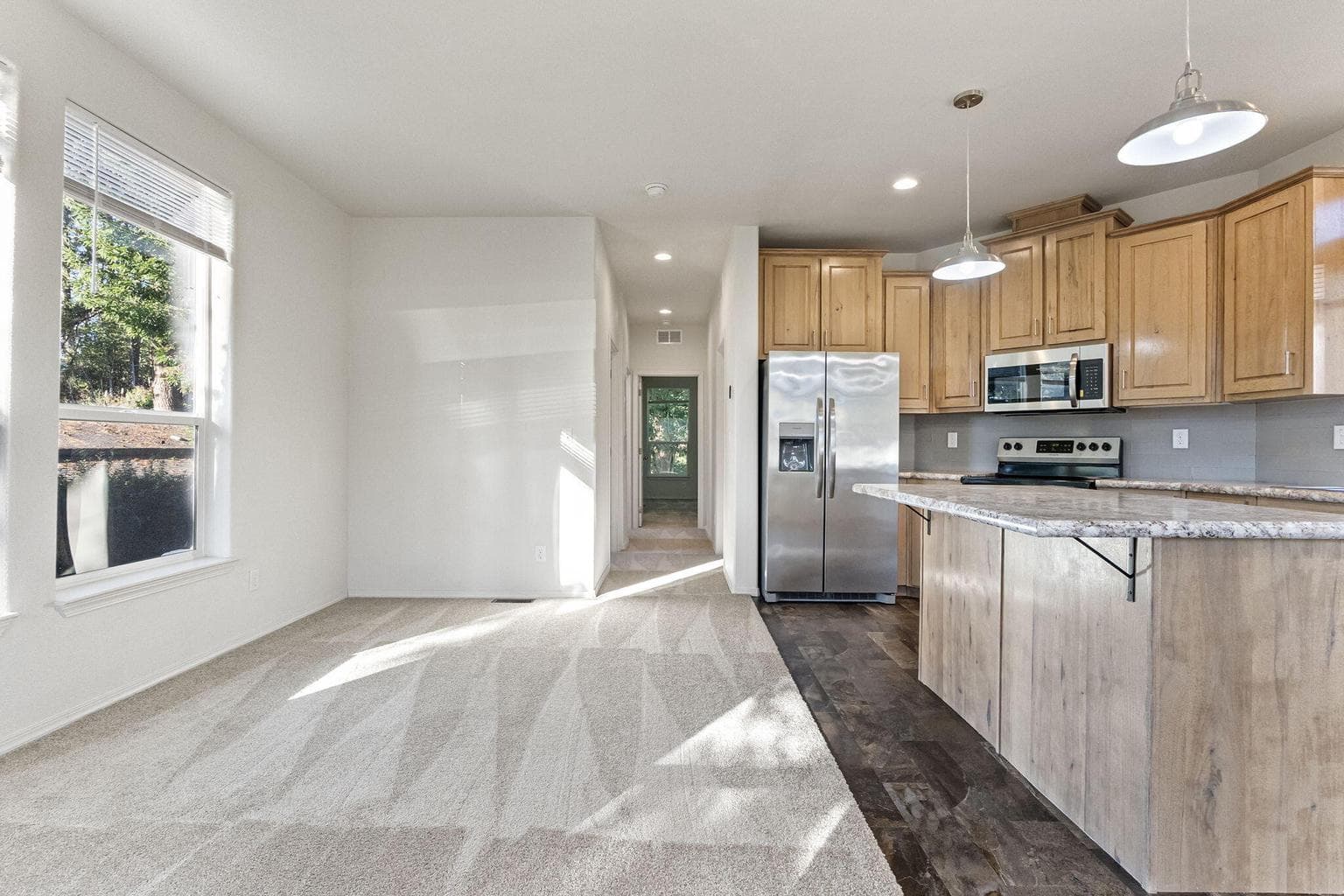 Photo of 98041 Hall Way 3 of 20