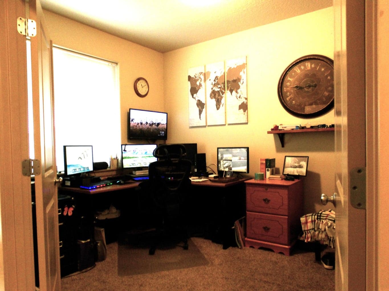 First level den, office or 4th bedroom with french doors. This space has great separation from rest of home...would make a nice in law room
