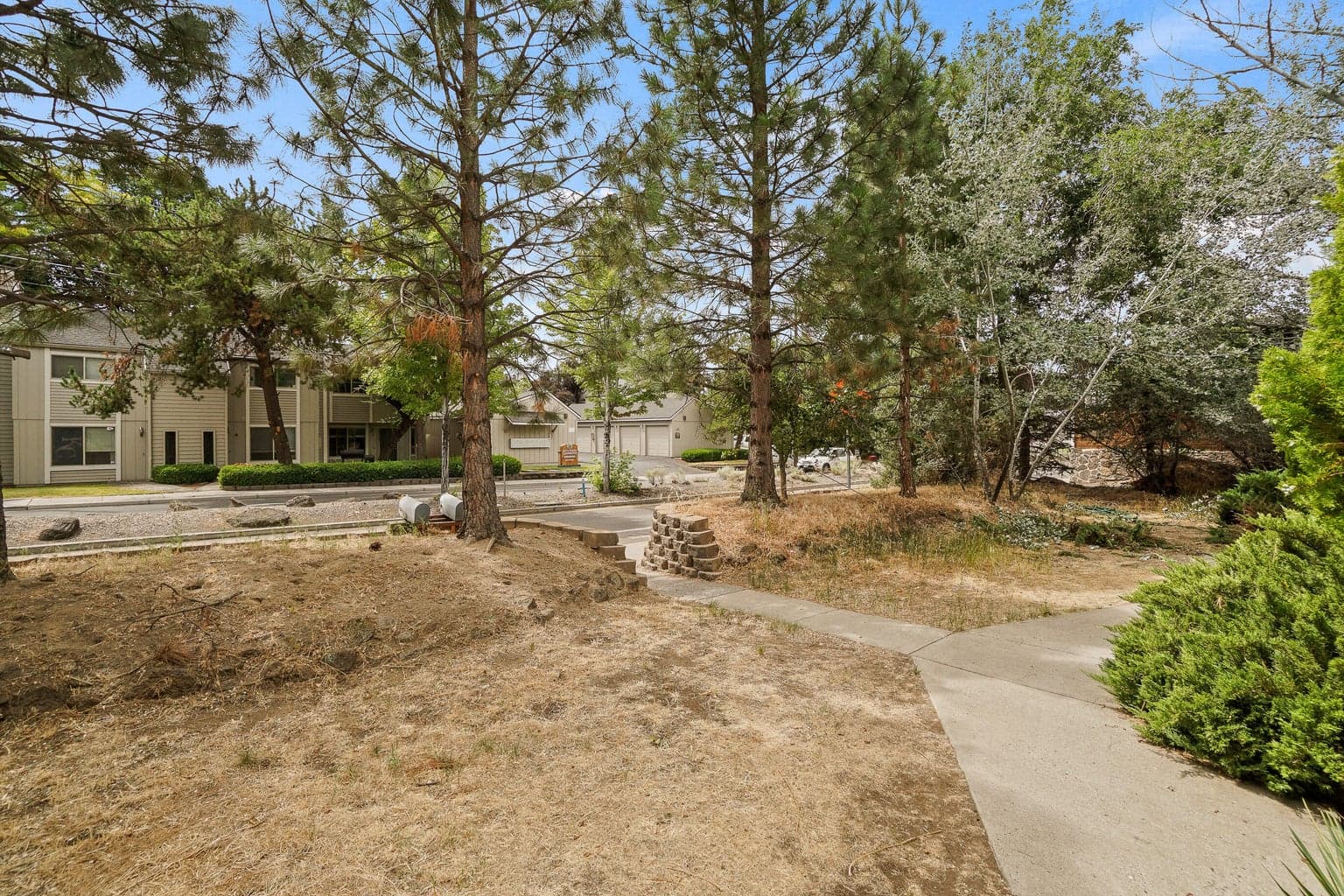 Photo of 468 Olney 5 of 31