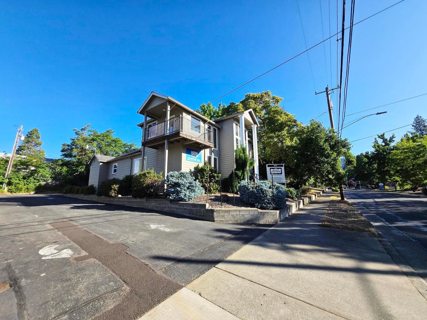 Photo of 856 7th 4 of 61