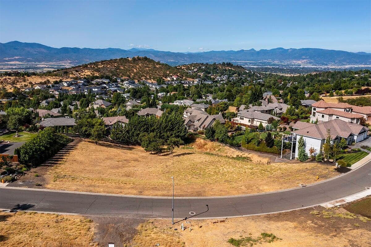 5651 Autumn Park
