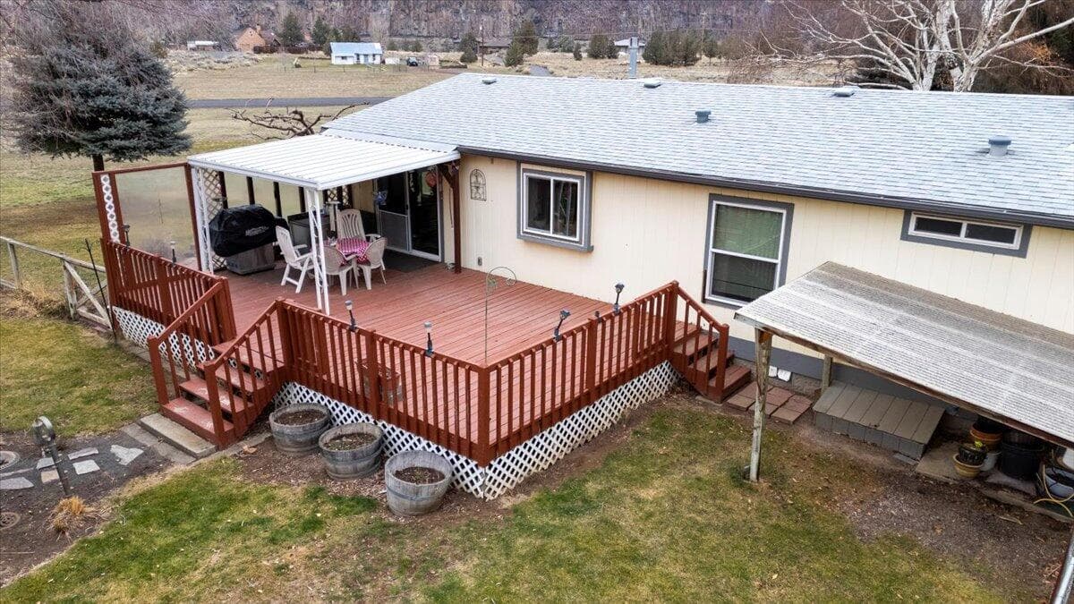 Photo of 11896 Horny Hollow 3 of 38