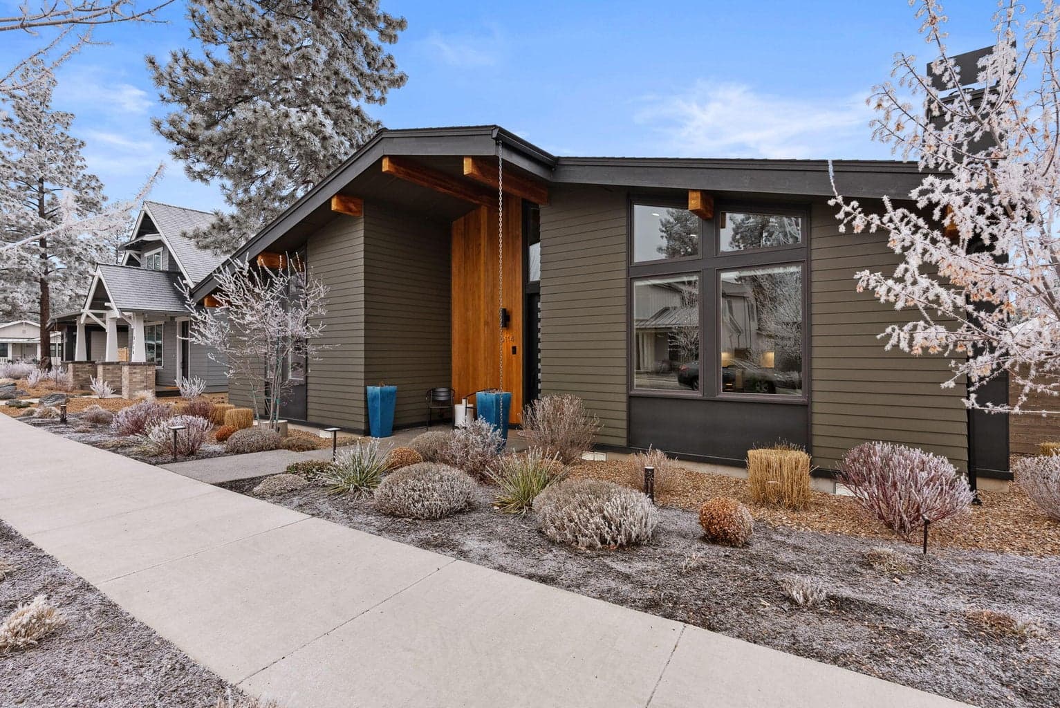 Photo of 3114 Mayer 3 of 47