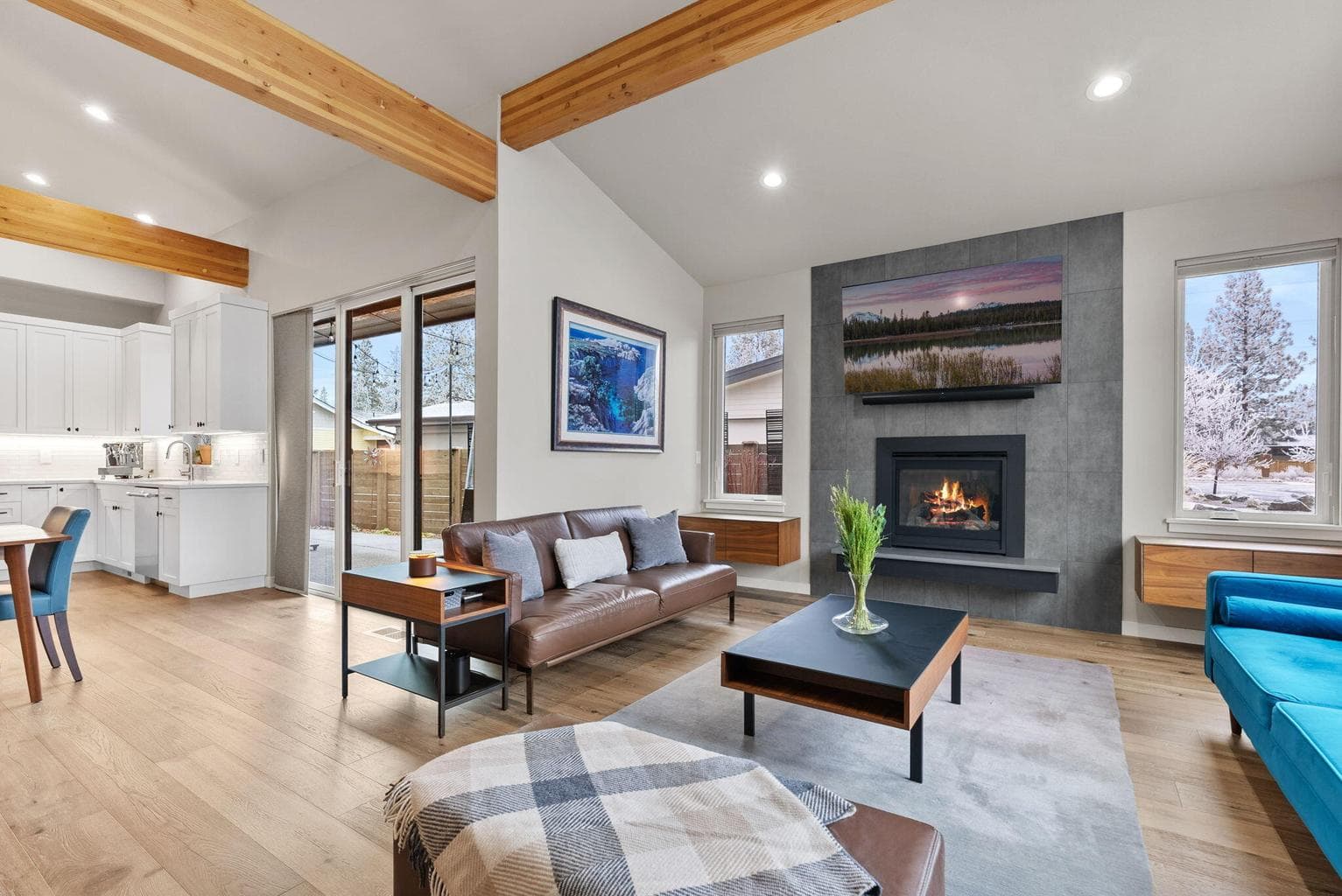 Photo of 3114 Mayer 5 of 47